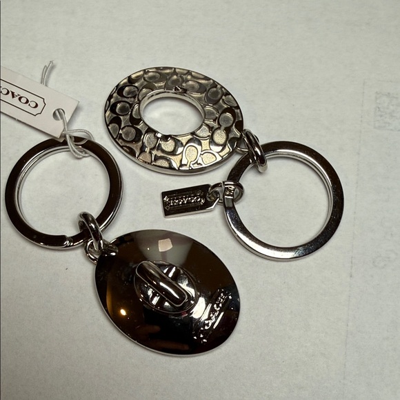 COACH Rare Silver Dual Key Fob. With Tags - Picture 8 of 8
